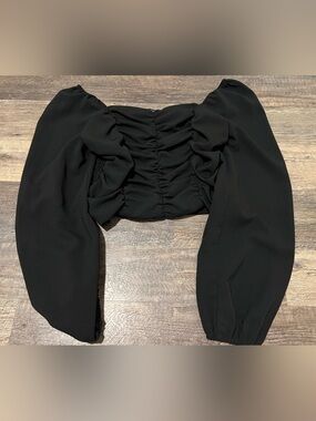 Black Ruched Puff-Sleeve Crop Top